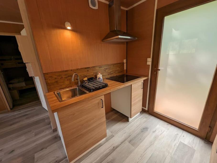 Gite Le Noisetier 3-6 Personnes Blesignac Extérieur photo